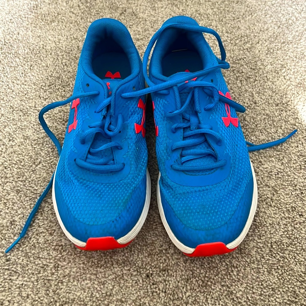 Boys Under Armor shoes